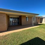 Rent 4 bedroom house of 143 m² in Whyalla Jenkins