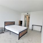 Rent 1 bedroom apartment of 77 m² in Long Beach