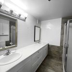 Appartement de 1829 m² avec 3 chambre(s) en location à Edmonton