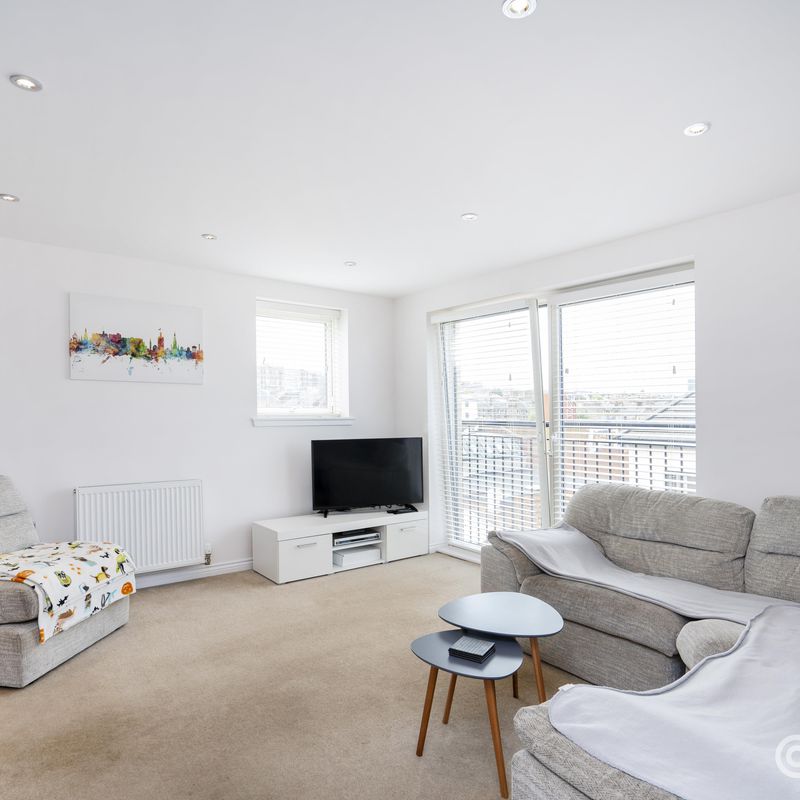 2 Bedroom Flat to Rent at Edinburgh, England Broughton