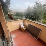 Rent 5 bedroom apartment of 100 m² in San Gimignano