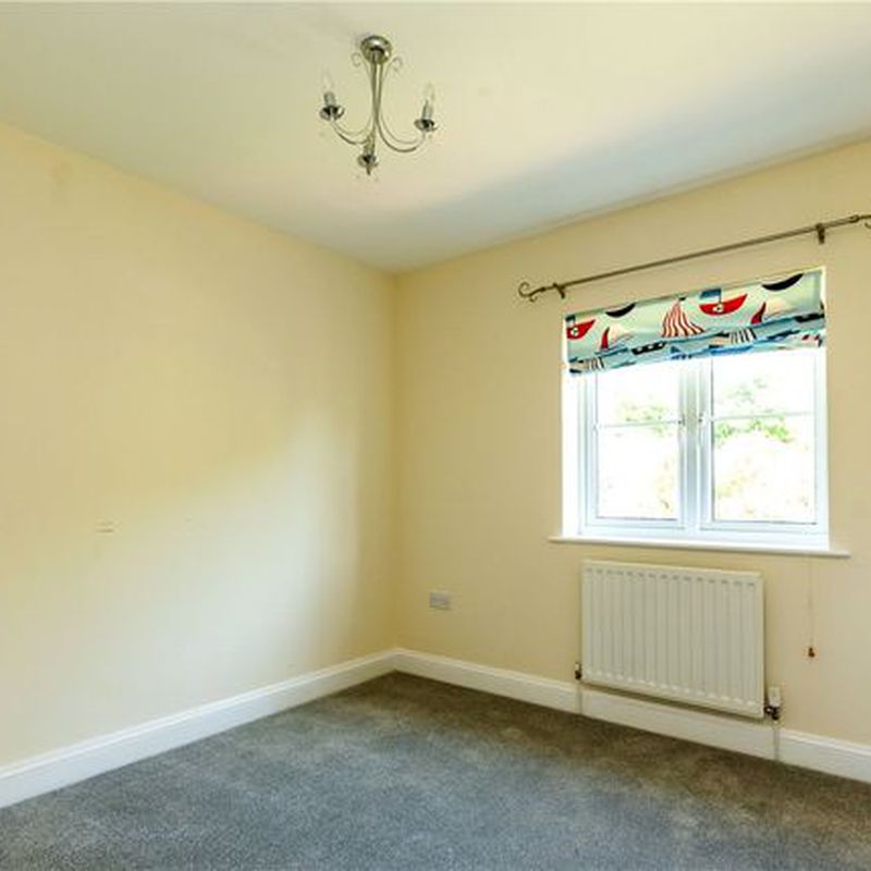 Country house to rent in Mancroft Road, Aley Green, Luton, Bedfordshire LU1 Caddington