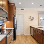 Rent 1 bedroom apartment of 78 m² in Maricopa
