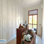 Rent 4 bedroom apartment of 120 m² in Rome