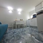 Rent 1 bedroom apartment of 65 m² in Napoli