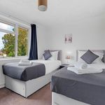 Rent 5 bedroom apartment in Staines-upon-Thames