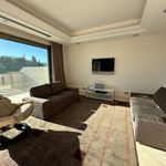 Rent 4 bedroom house of 604 m² in Marbella