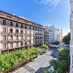 Rent 4 bedroom apartment of 133 m² in Alicante