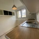 Rent 3 bedroom apartment of 86 m² in Versailles