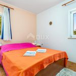 Najam 6 spavaće sobe stan od 240 m² u Rijeka