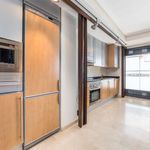 Rent 2 bedroom apartment of 100 m² in València