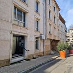Appartement de 73 m² avec 1 chambre(s) en location à Avignon
