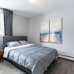 3 bedroom apartment of 957 sq. ft in Saint-Laurent