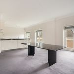 Rent 4 bedroom apartment of 252 m² in 's-Gravenhage