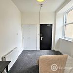 Rent 4 bedroom flat in Aberdeen