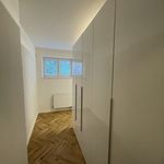 Pronajměte si 1 ložnic/e dům o rozloze 184 m² v Brno