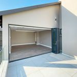 Rent 5 bedroom house of 1031 m² in Johannesburg