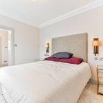 Rent 2 bedroom flat of 128 m² in London