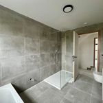 Rent 4 bedroom house of 206 m² in Ninove