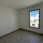 Rent 3 bedroom apartment of 68 m² in Aix En Provence