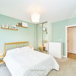 Rent 1 bedroom flat in Romford