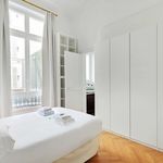 Rent 4 bedroom apartment of 112 m² in Paris