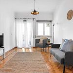 Rent 2 bedroom apartment of 92 m² in Lisboa