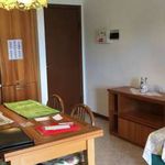 Affitto 3 camera appartamento di 76 m² in Verona