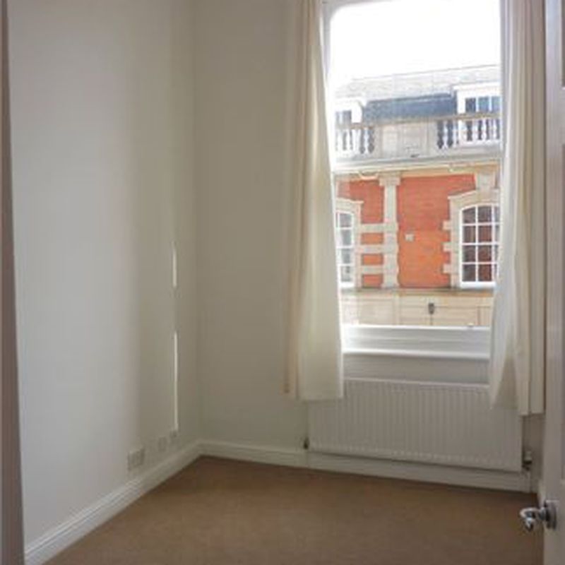 Flat to rent in Russell Street, Stroud, Gloucestershire GL5 Uplands