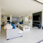 Alquilo 4 dormitorio casa de 250 m² en Marbella