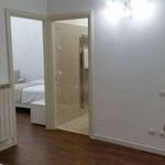 Affitto 3 camera appartamento di 90 m² in Ancona