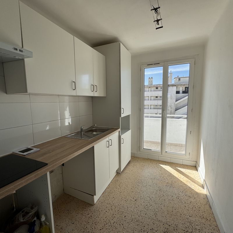 Appartement 3 pièces - 54m² - MARSEILLE  - 10ème Marseille 10ème