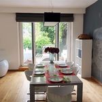 Rent 4 bedroom house of 230 m² in Uccle