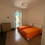 Affitto 1 camera appartamento di 95 m² in Genova