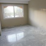 Rent 3 bedroom apartment of 185 m² in Guadalmina Baja