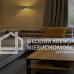Wynajmij 3 sypialnię apartament z 65 m² w Gdynia