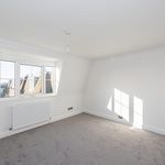 Rent 4 bedroom apartment in Loughton