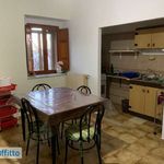 Affitto 4 camera appartamento di 100 m² in Avigliano