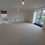 Rent 4 bedroom house in North East Derbyshire