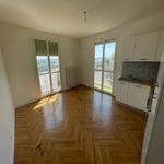 Rent 1 bedroom apartment of 10 m² in La