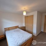 Rent 3 bedroom flat in Persley