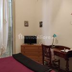 Affitto 4 camera appartamento di 100 m² in Palermo