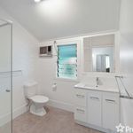 Rent 3 bedroom house of 949 m² in Cairns