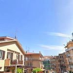 Rent 3 bedroom apartment of 70 m² in Roma