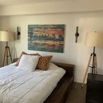 Rent 2 bedroom apartment of 158 m² in Santa Monica