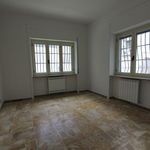 Affitto 4 camera appartamento di 150 m² in Cosenza