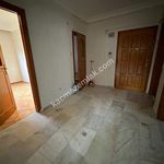 Rent 4 bedroom apartment of 130 m² in Altayçeşme