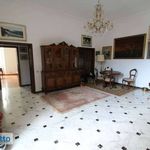 Rent 5 bedroom apartment of 200 m² in Genova
