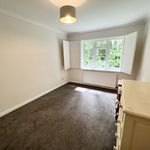 Rent 3 bedroom flat in Camberley