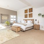 Rent 5 bedroom apartment of 1184 m² in Johannesburg